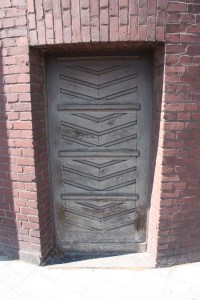 ludwig_forum_door2_detail