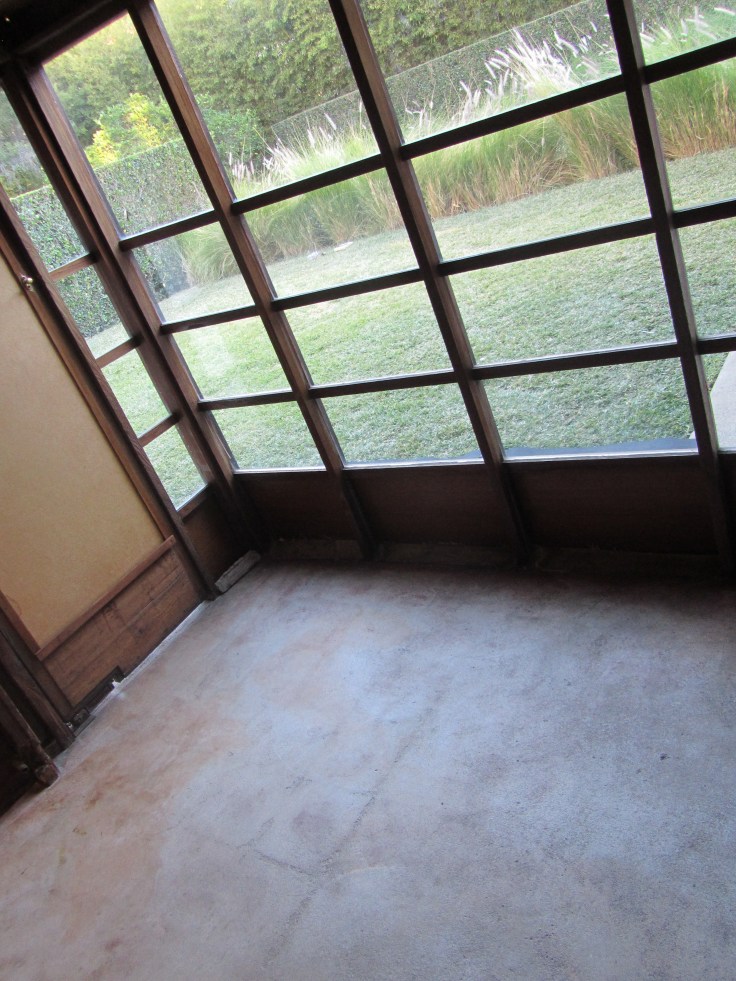 schindler_house_into_garden