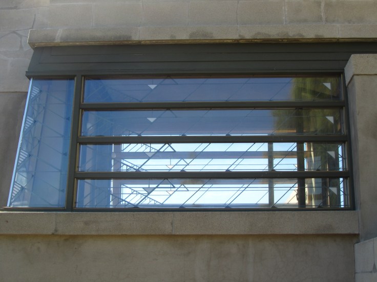 hollyhock_house_window_detail