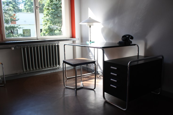 Bauhaus Dessau Breuer desk
