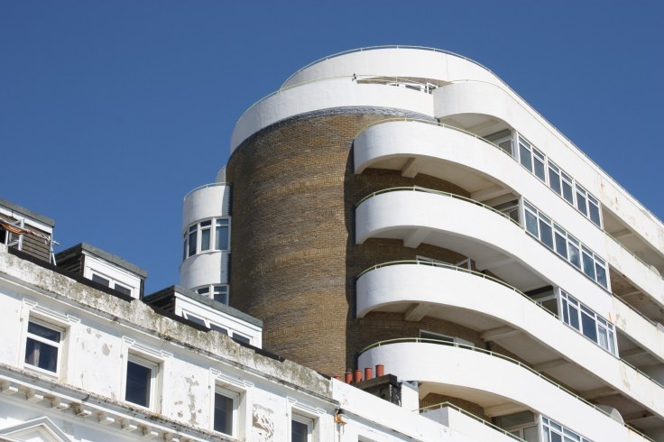 Marine Court West facade