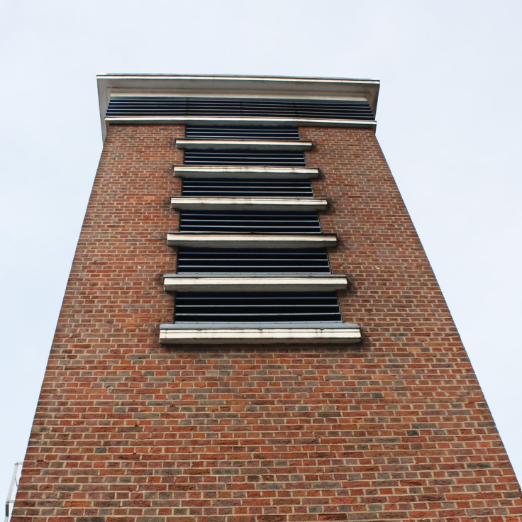 bounds-green-station-tower